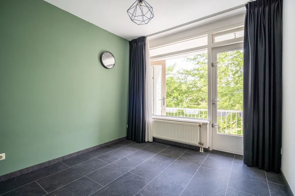 Pièces - Apartment with Two Balconies in Leiden