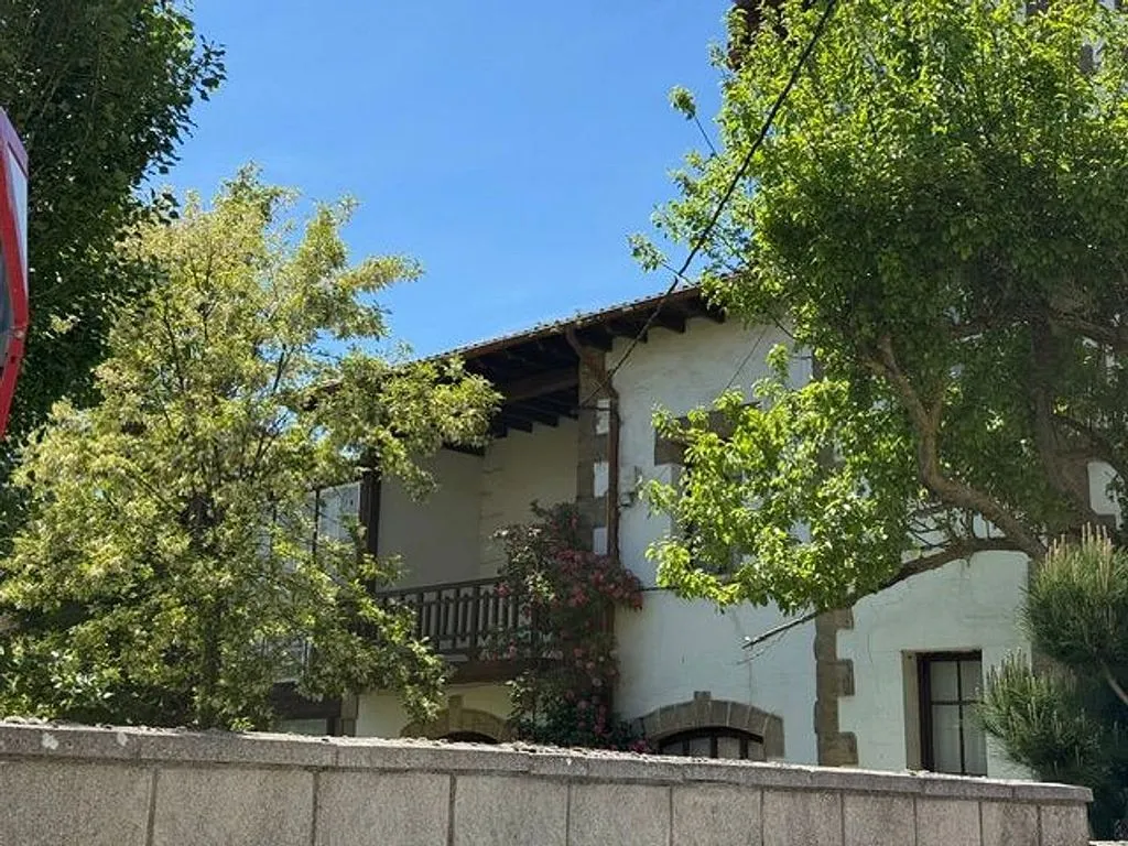 Extérieur - Charmful Chalet with Terrace in Ciudad Jardín