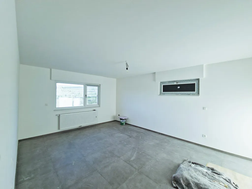 Pièces - Maison neuve avec cinq chambres à Bertogne