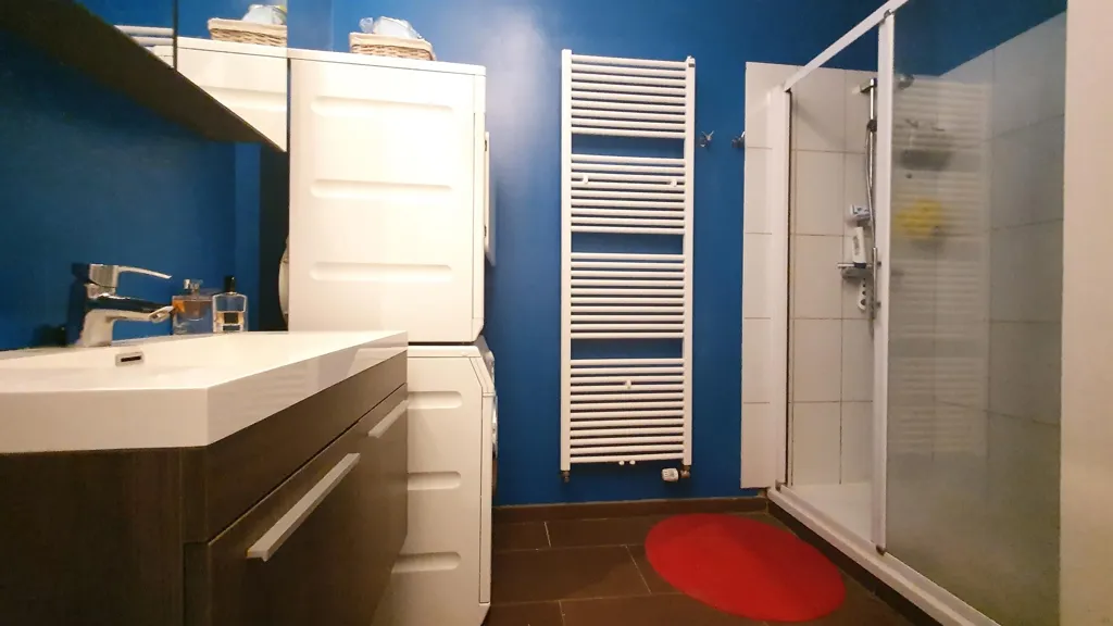 Salles de bain - Appartement Rénové à Proximité de la Gare à Namur