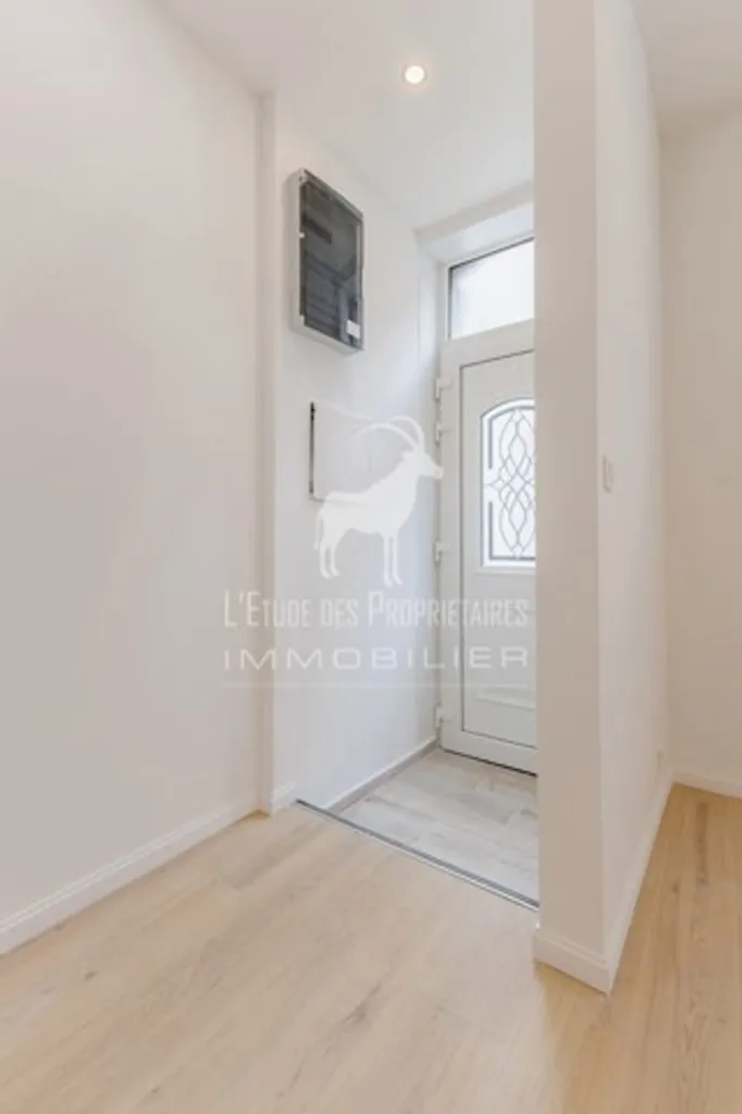 Entrée - Maison Meublée avec Terrasse et Jardin à Marcinelle