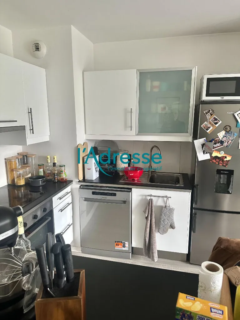 Cuisine - Appartement Meublé avec Parking à Nanterre