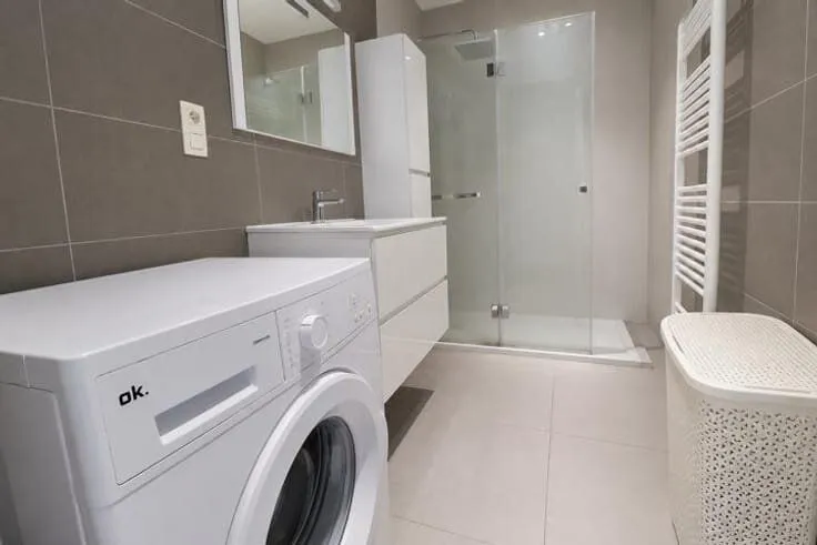 Vannitoad - Apartment with City Views in Charleroi