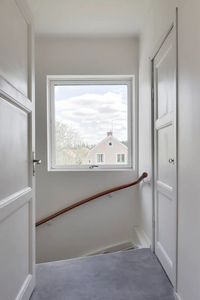Esik - Spacious Villa with Garden in Örebro
