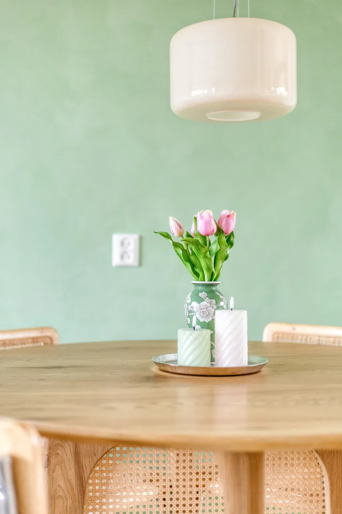 Söögituba - Maisonnette with Balcony in Almere Stad
