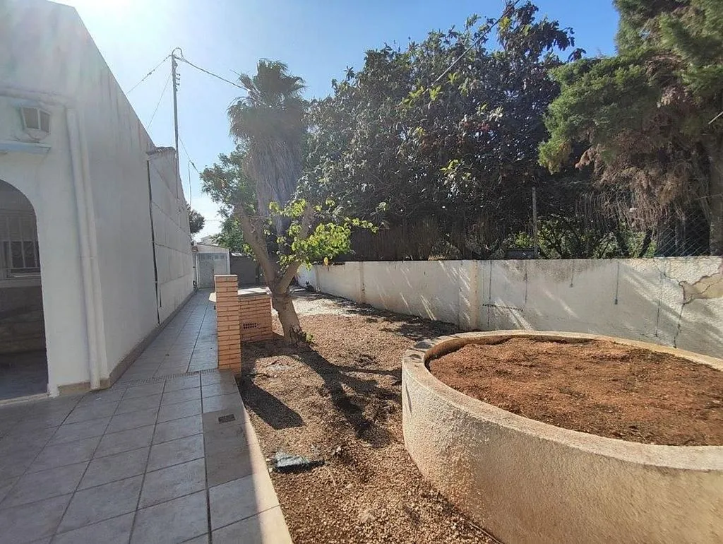 Garden - Semi-Detached House Near Beach in Dénia