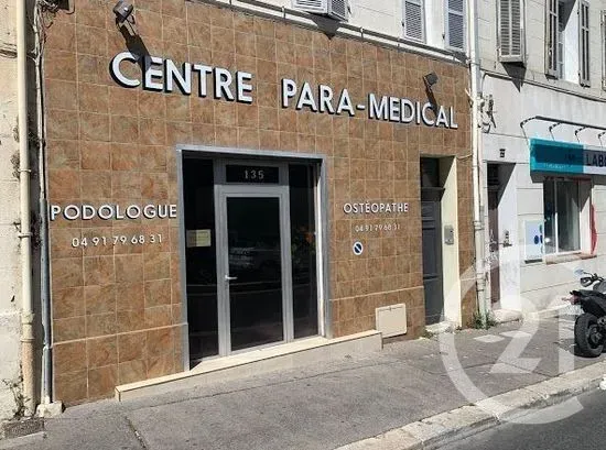 Exterior - Professional Flat with Shared Waiting Room in Marseille 5th