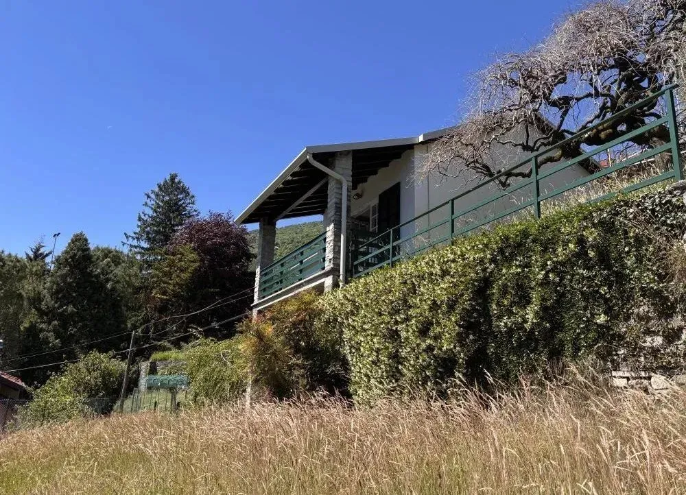 Extérieur - Early 20th-Century Villa with Lake Views in Moltrasio