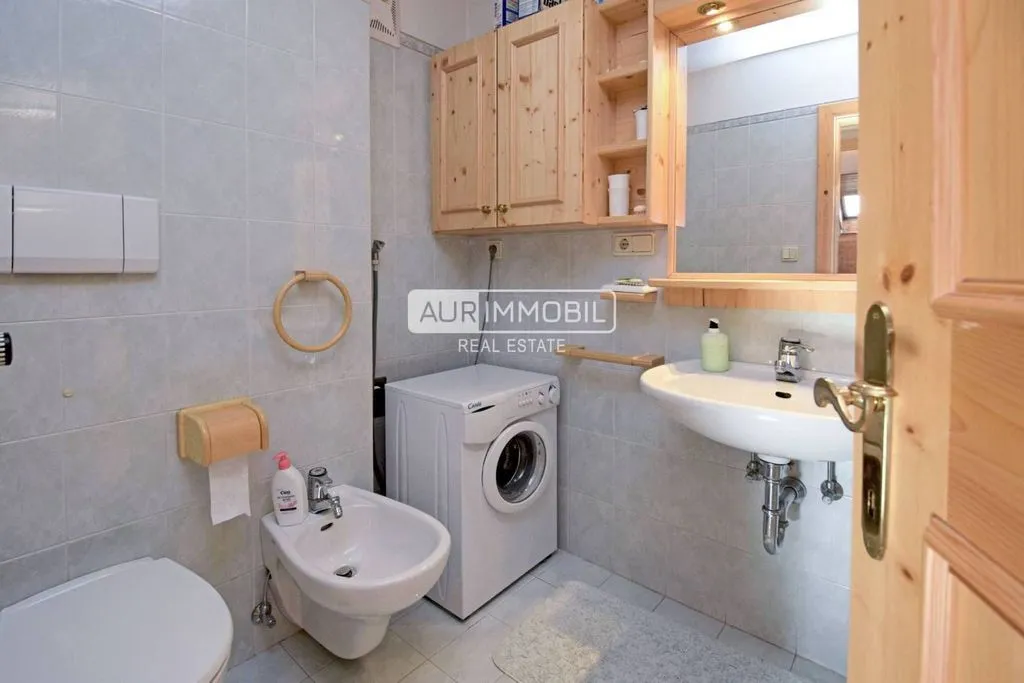 Vannitoad - Luxury Flat with Balcony in Innichen