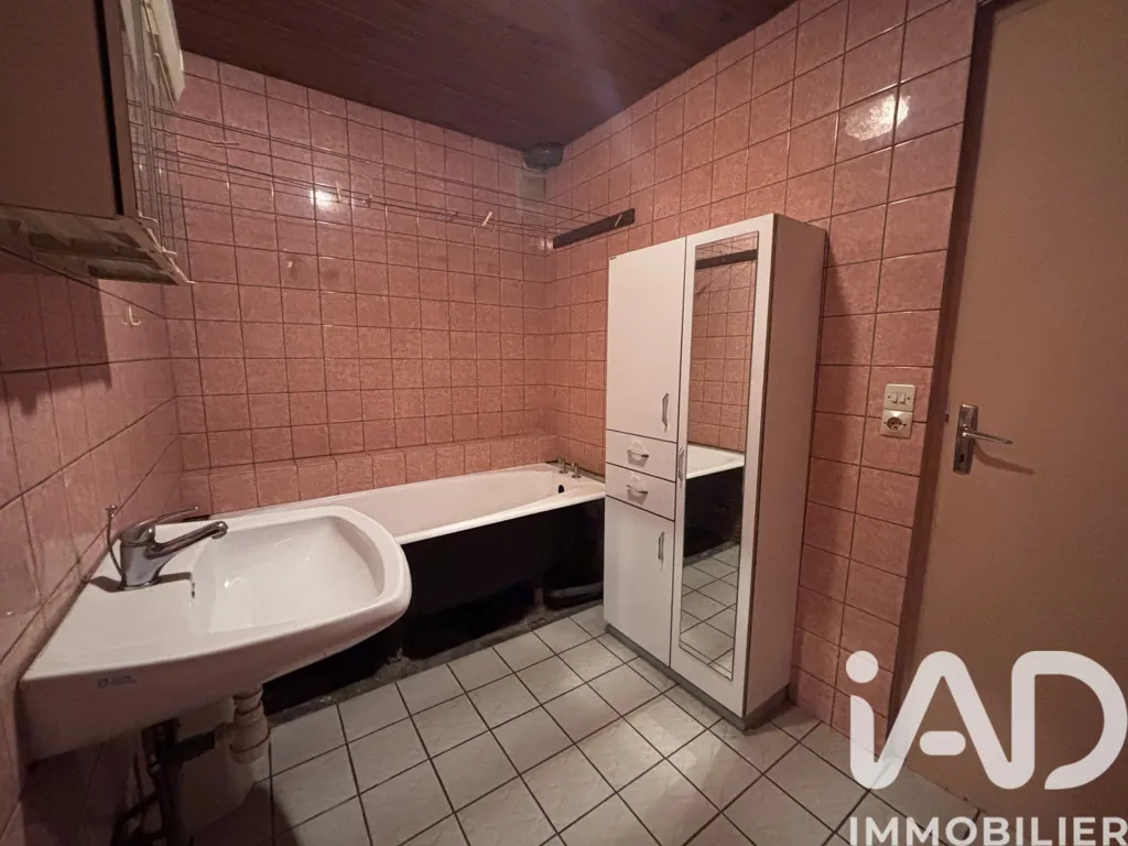 Bathrooms - Village House with Terrace in Lanques-sur-Rognon