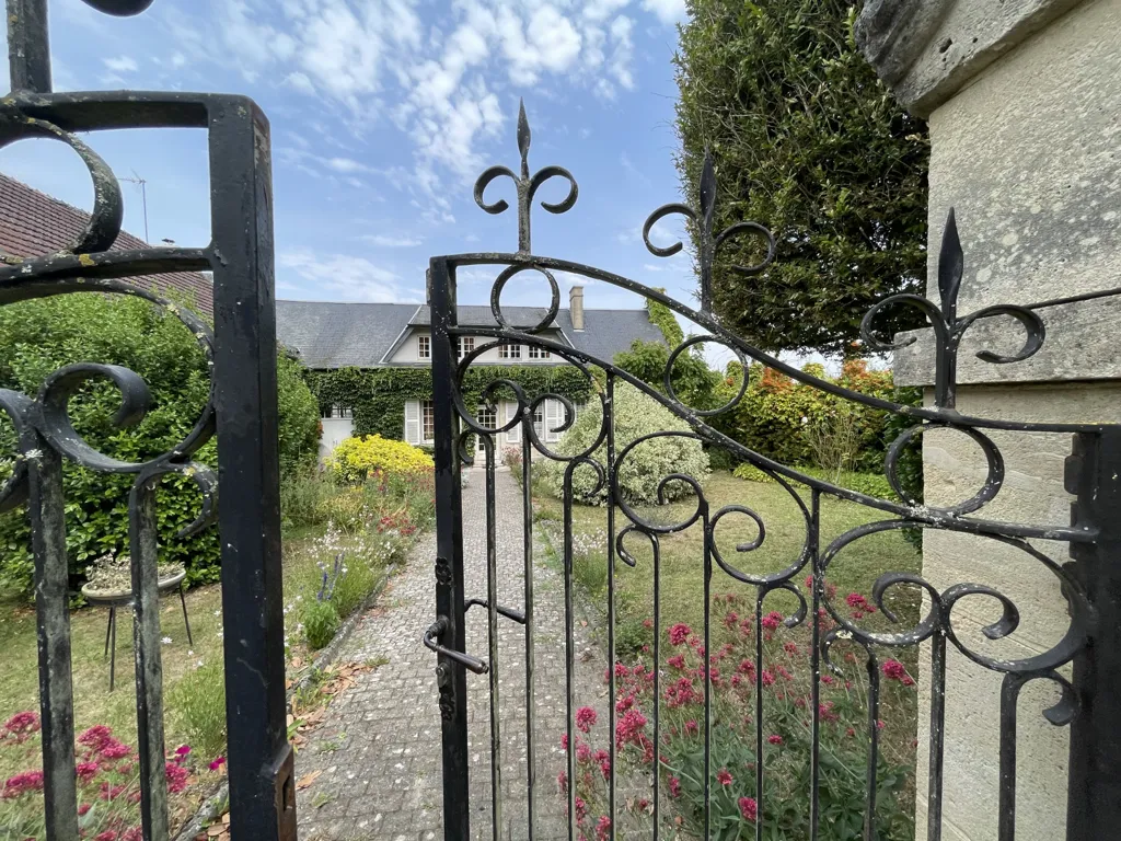 Jardin - Maison de Pays à Rénover avec Vue Campagne à Pierrefonds