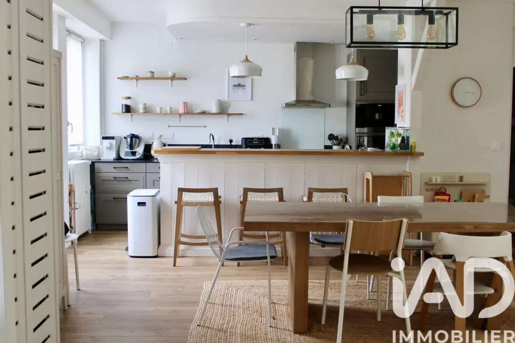 Kitchen - City Centre House with Garden in La Rochelle
