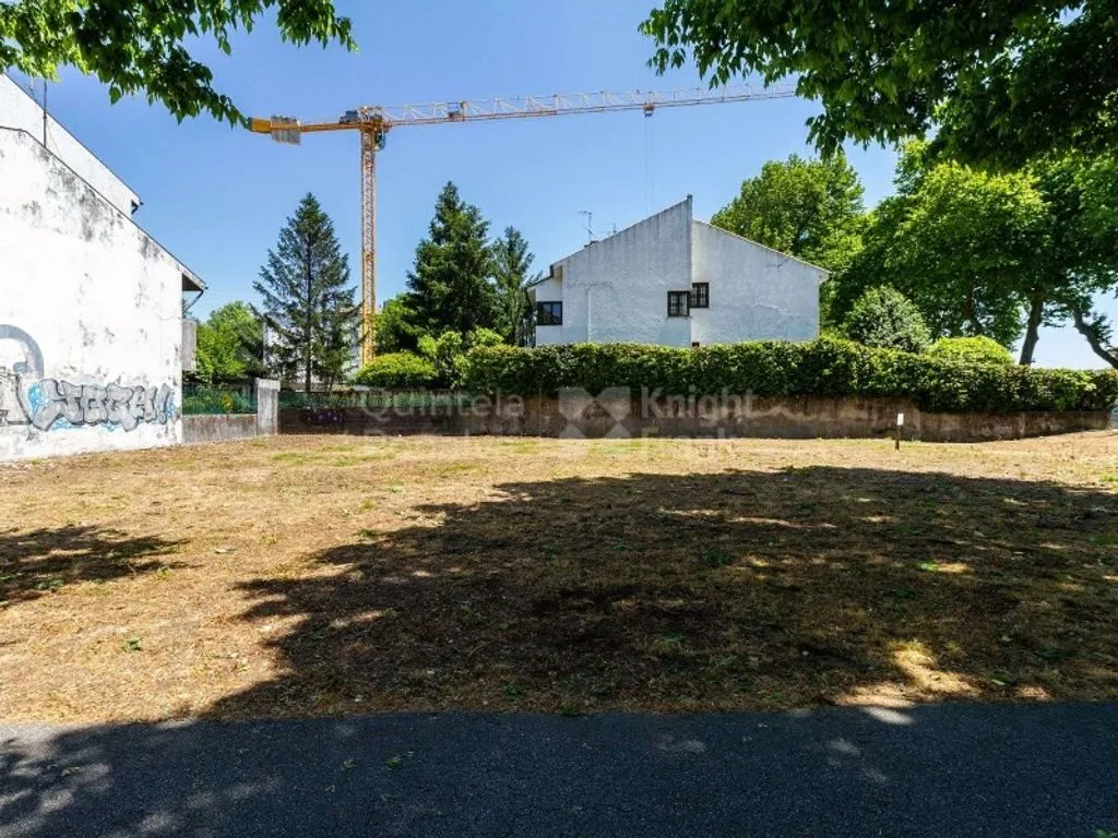 Jardin - Land with Planning Permission in Matosinhos