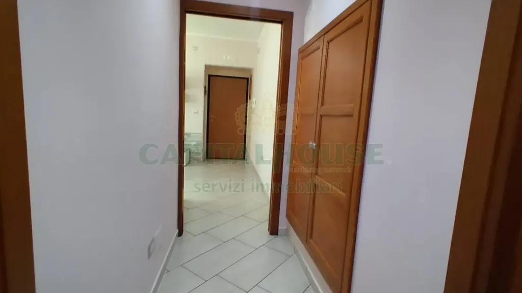 Esik - Armed Two-Bedroom Flat with Balcony in Capua