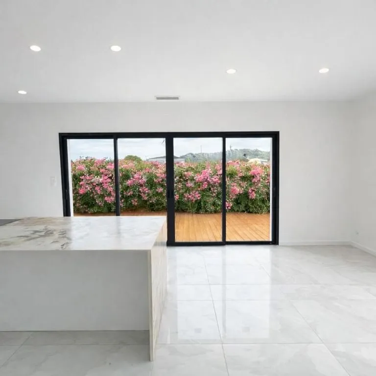 Kitchen - Luxury Villa with Pool in Agde
