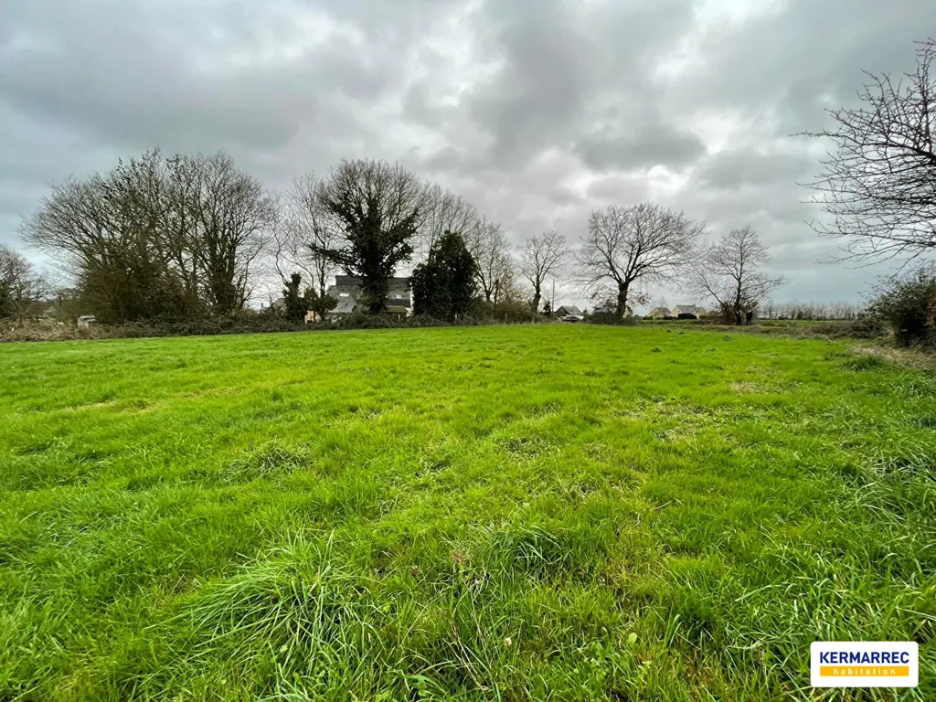 Aed - Constructible Plot with Access Road in Louvigné-de-Bais