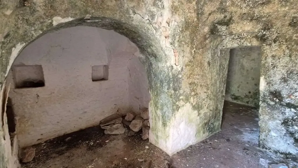 5-room house in IT