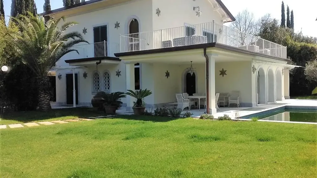 Extérieur - Villa with Pool in Forte dei Marmi