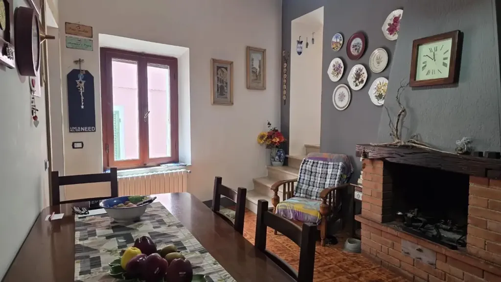 Söögituba - Rustic Penthouse with Panoramic View in Crespina Lorenzana