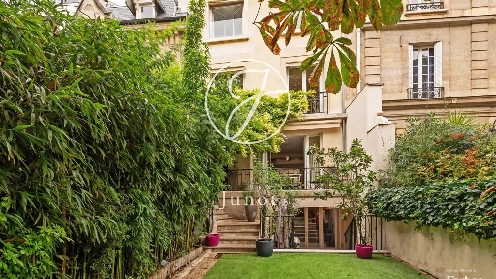 Jardin - Hôtel Particulier avec Terrasse à Passy