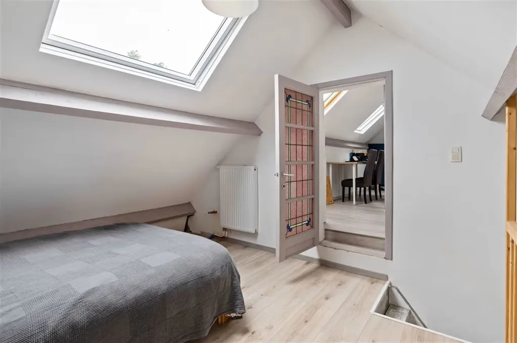 Chambres - Maison Rénovée avec Jardin à Duffel