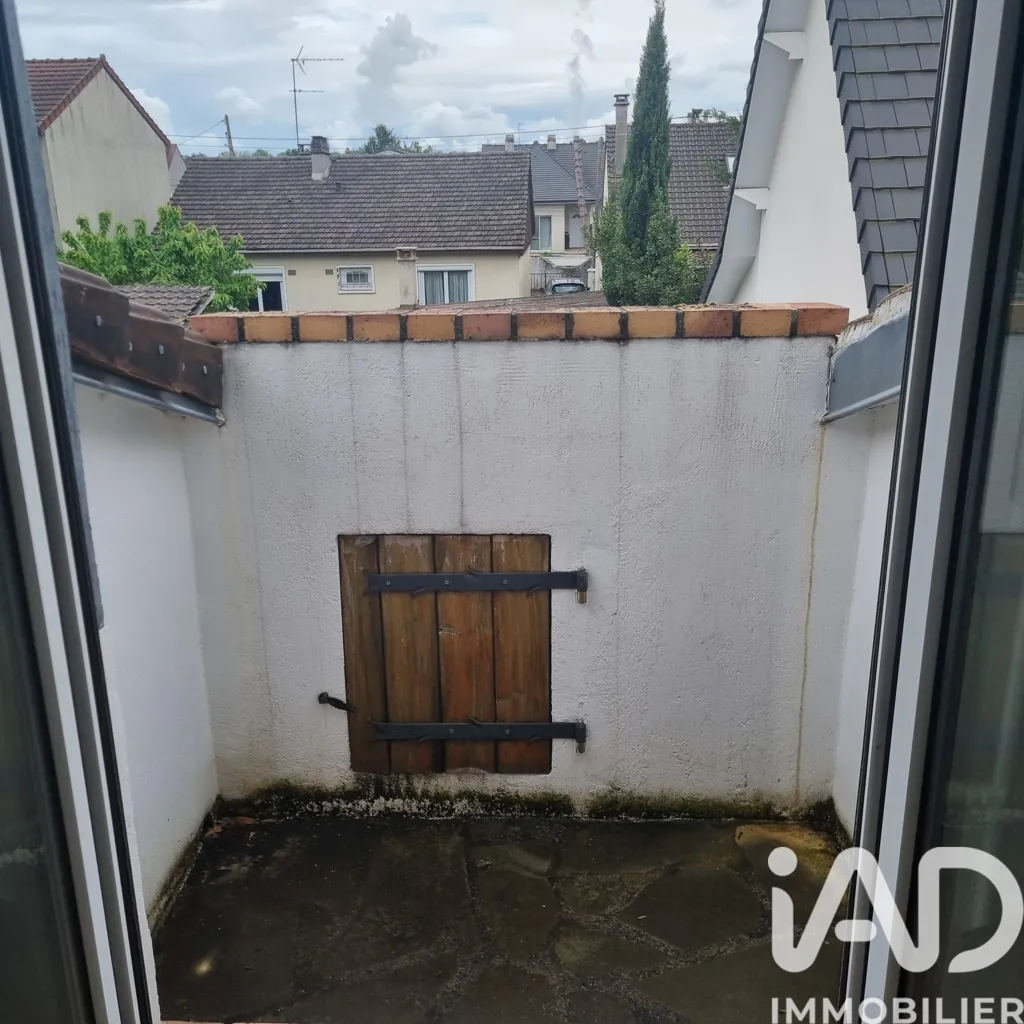 Balcon - Maison avec Jardin et Terrasse à Tremblay-En-France