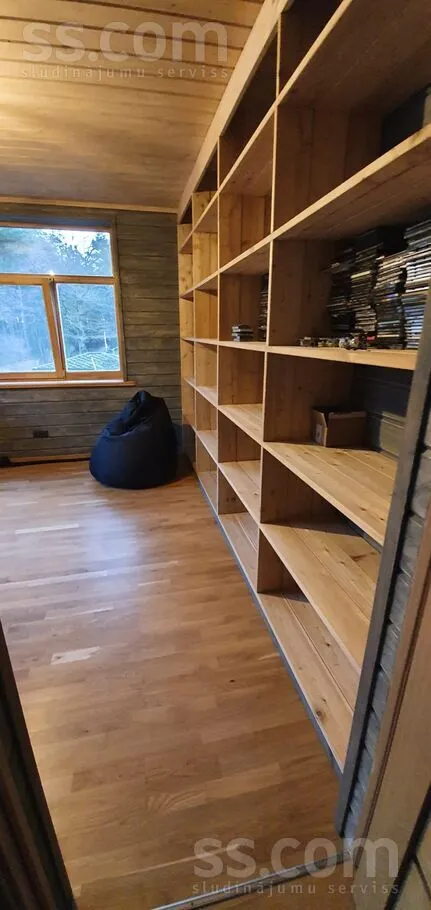 Kabinet - 4-toaline maja asukohas Jūrmala