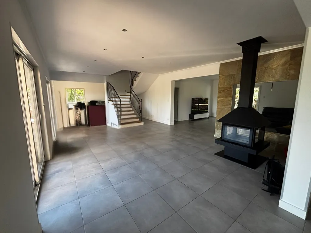 Séjour - Villa Luxueuse avec Piscine à Malaucène