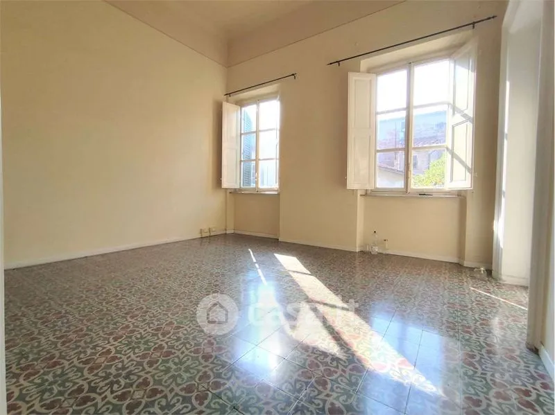 Pièces - Elegant Apartment with Balcony in Lucca