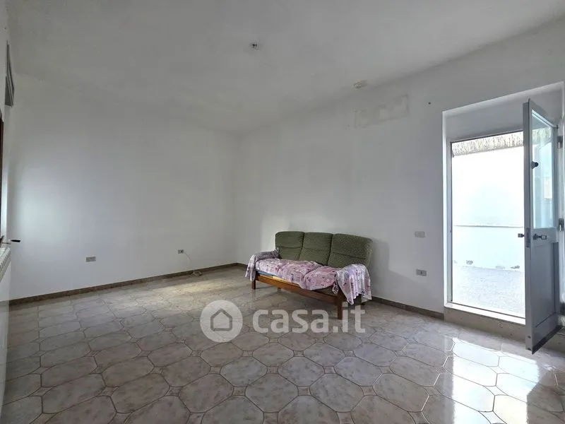 Elutuba - Three-Bedroom Flat with Balcony in Monteiasi