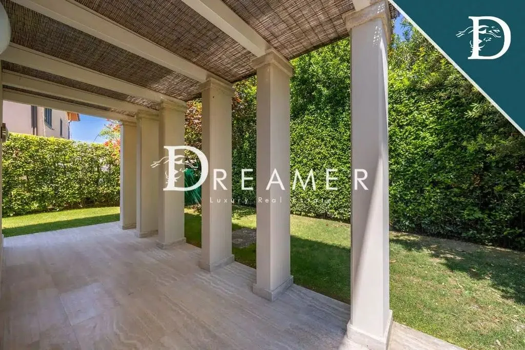 Terrass - Luxury Villa with Pool in Forte dei Marmi