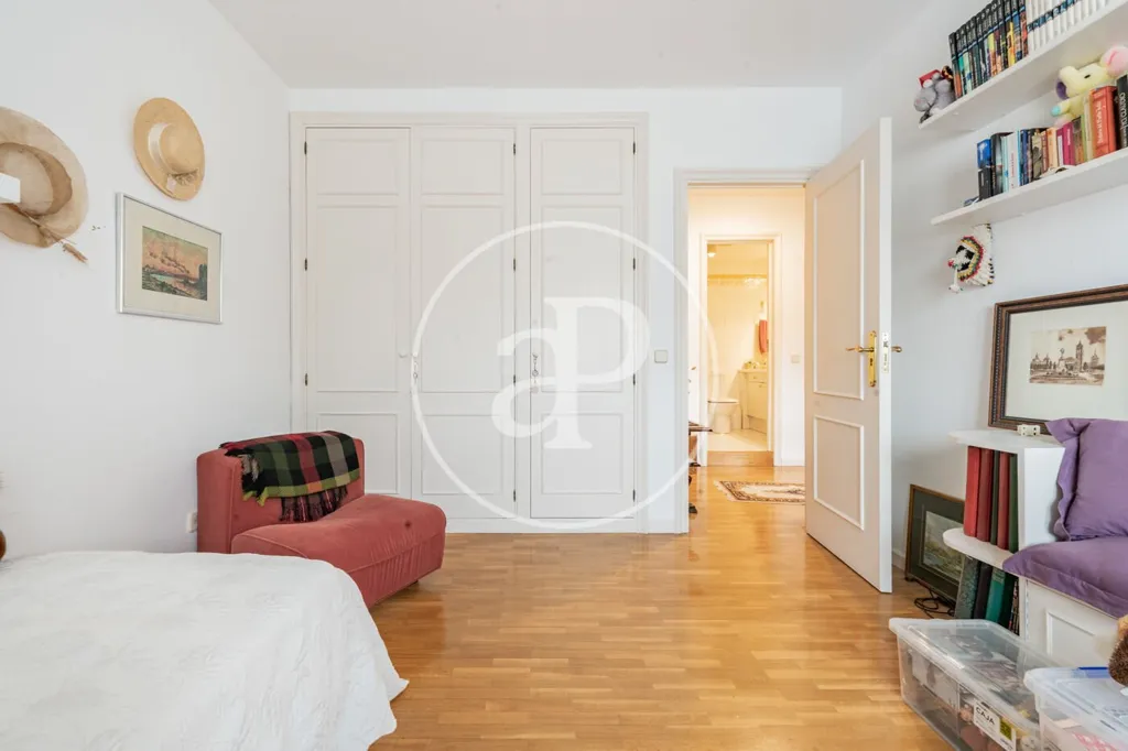 Magamistoad - Chalet with Pool in Parque Conde de Orgaz