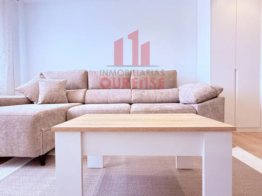 Séjour - New Flat with Garden View in Ourense