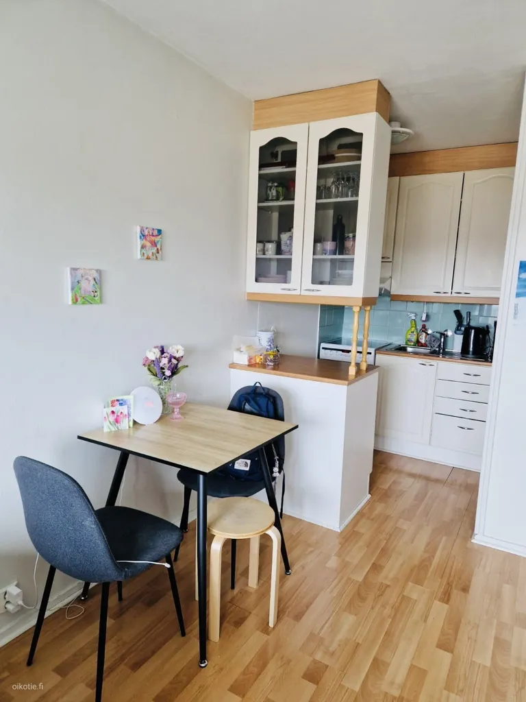 Söögituba - Bright Studio Flat with View in Tuira, Oulu