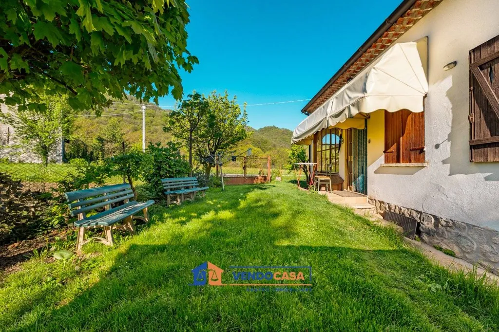 Aed - Villa with Private Garden in Boves