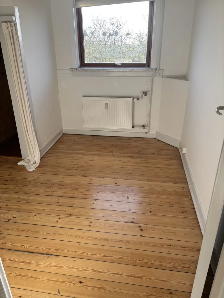Stanze - Unfurnished Room in Birkerød Centre