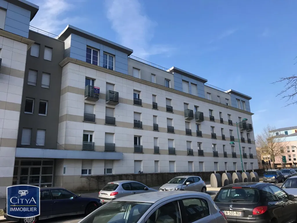 Välivaade - 1-Bedroom Flat with Ascender in Montévrain