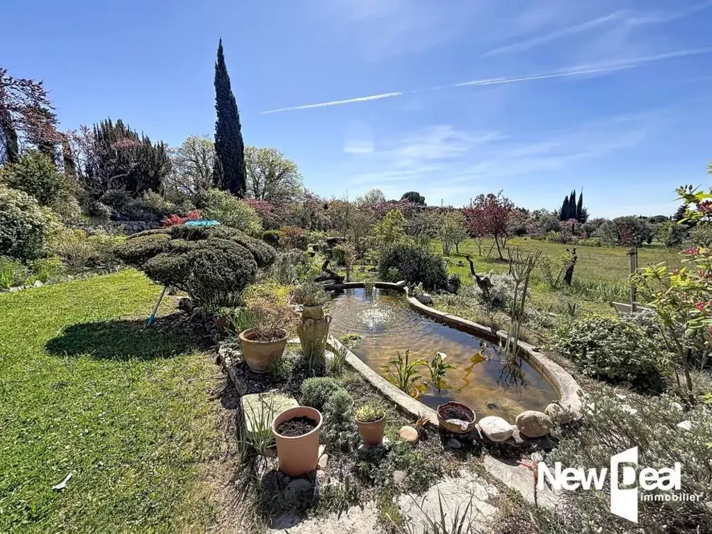 Aed - Authentic Bastide with Jacuzzi in Tourrettes