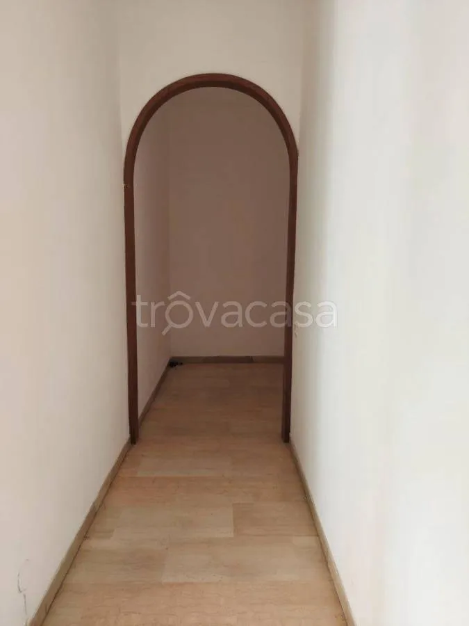 hallway_entrance