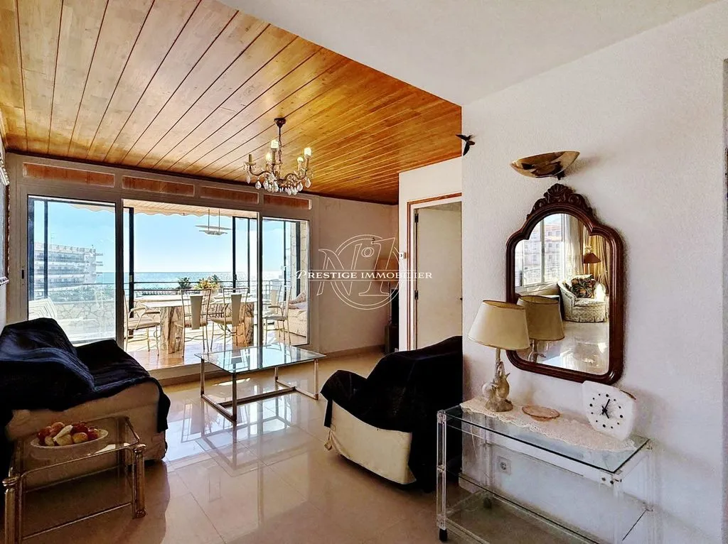 Séjour - Luxury Penthouse with Sea View in Roses