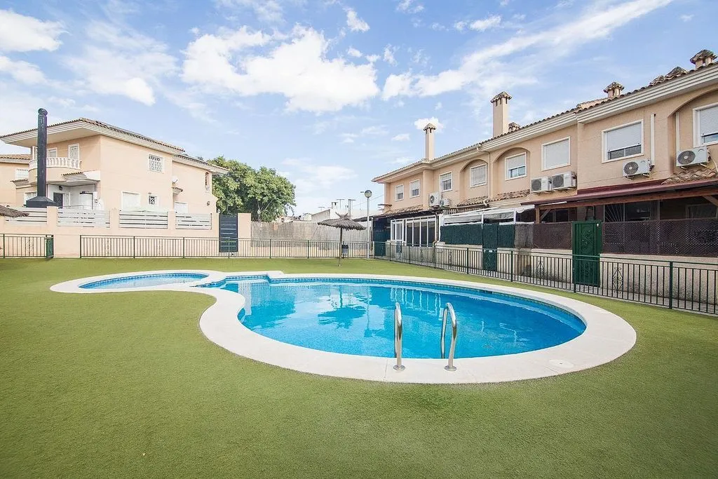Piscina - Chalet with Pool and Terrace in Valverde