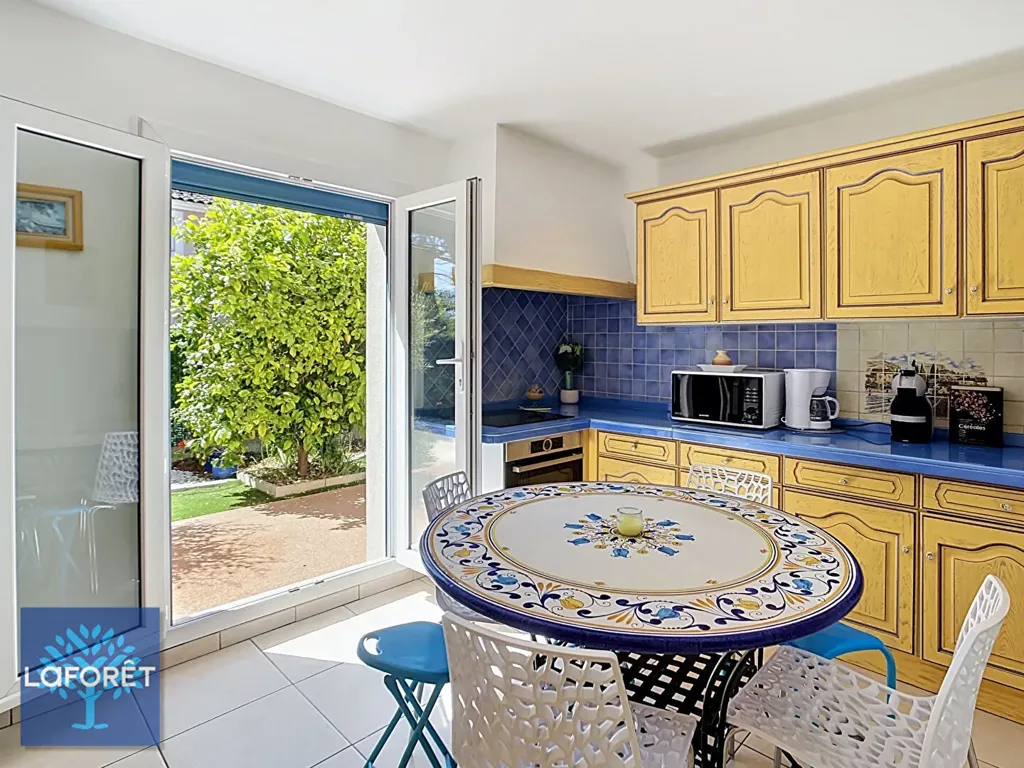 Köök - Villa with Pool in Cannes-la-Bocca