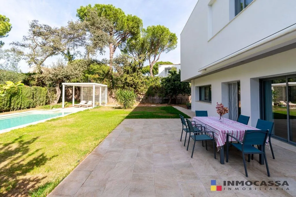 Piscine - Detached House with Private Pool in Bollullos de la Mitación