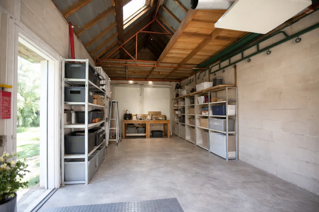 garage