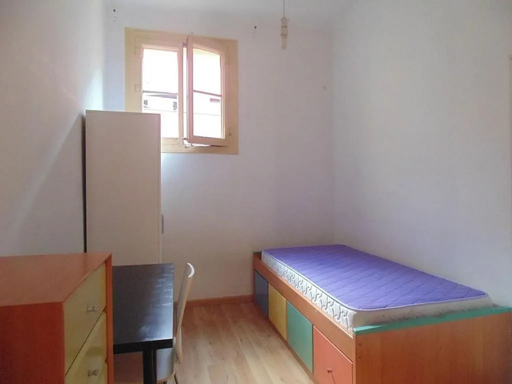 Magamistoad - Furnished Flat with Balcony in El Born
