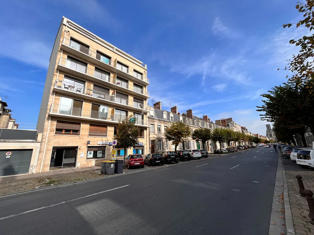 Esterno - Type 2 Flat with Cathedral View in Reims