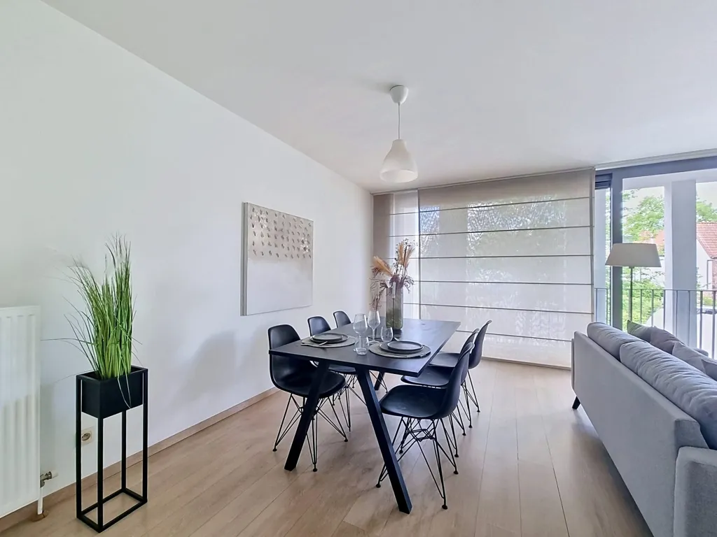 Söögituba - Bright Apartment with Terrace in Mortsel