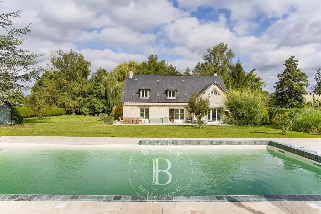 Bassein - Luxury House with Pool in Saint-Étienne-la-Thillaye