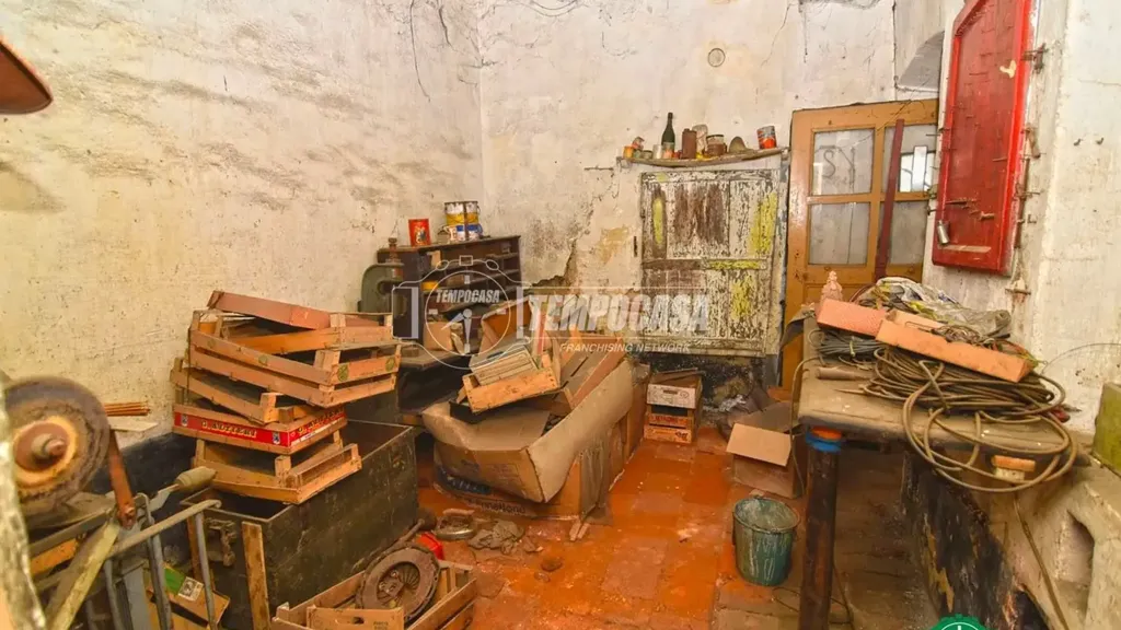Pesuköök - Independent House with Balcony in Rocca Canavese