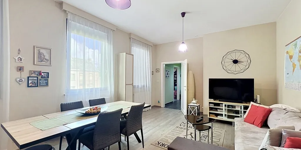 Séjour - Appartement avec Parking à Baudour